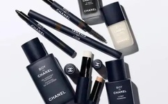 羽月希产后哺乳期挤奶水